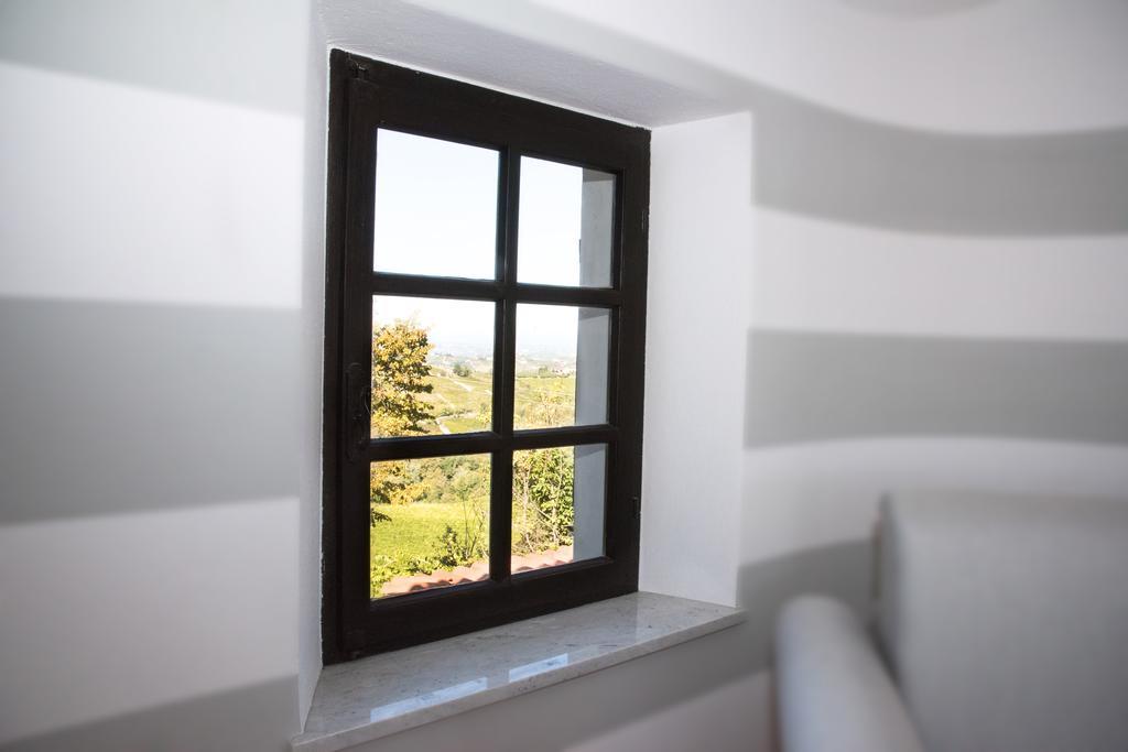 Azienda Agricola Simone Cerruti - Moscateria Villa Castiglione Tinella Exteriör bild