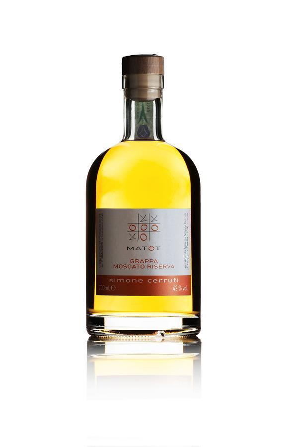 Azienda Agricola Simone Cerruti - Moscateria Villa Castiglione Tinella Exteriör bild